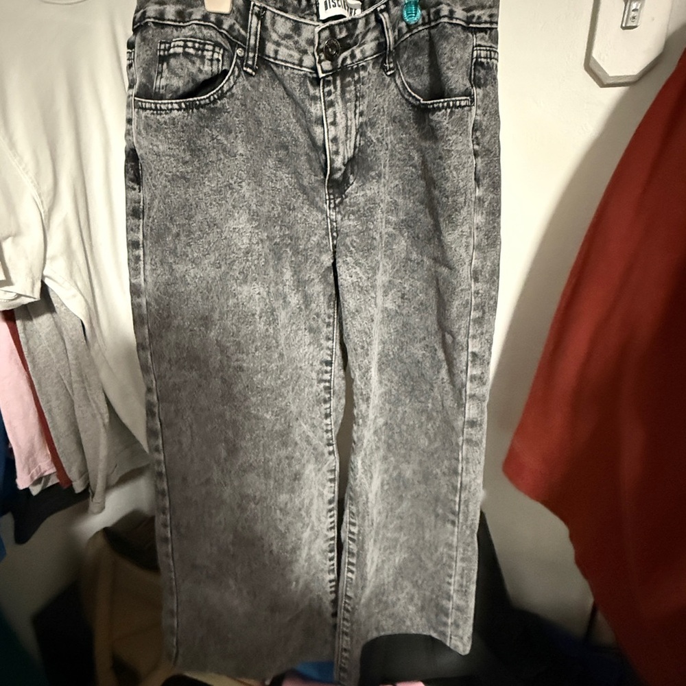 Classic Gray Straight Leg Women's Jeans